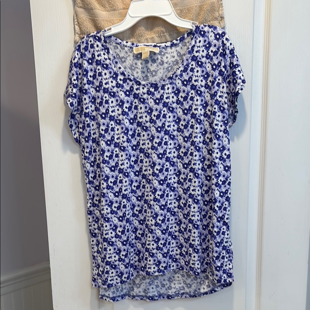 NWT MMK Floral Blue Women's Top